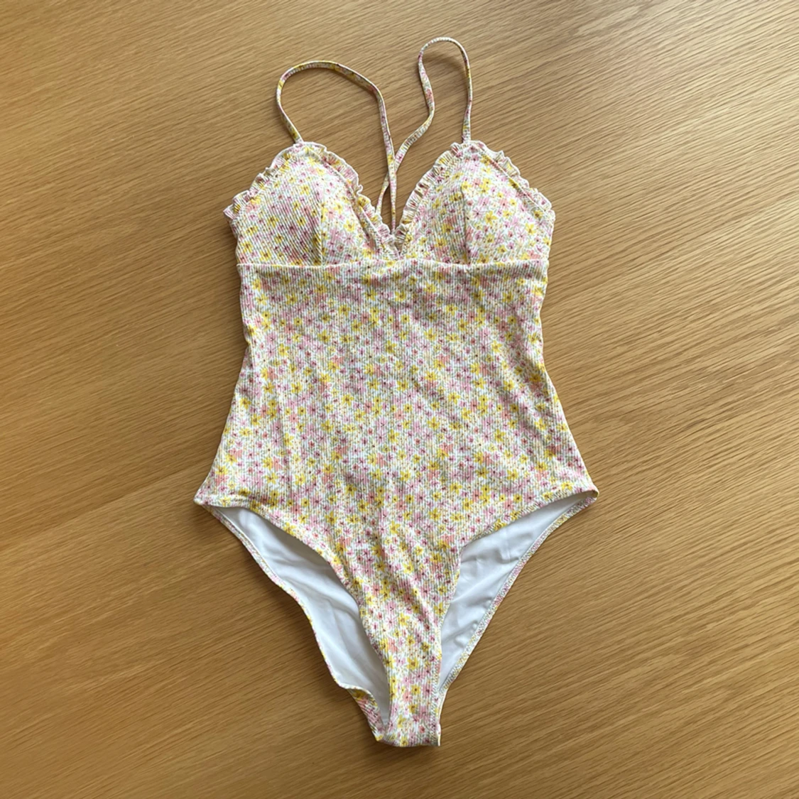 Baddräkt H&M 36 oanvänd