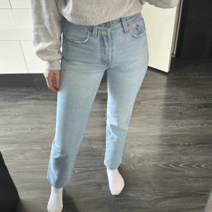Levis 501 - Säljer dessa super snygga Levis 501 Jeans i alldeles fint skick.  W 24 L 30