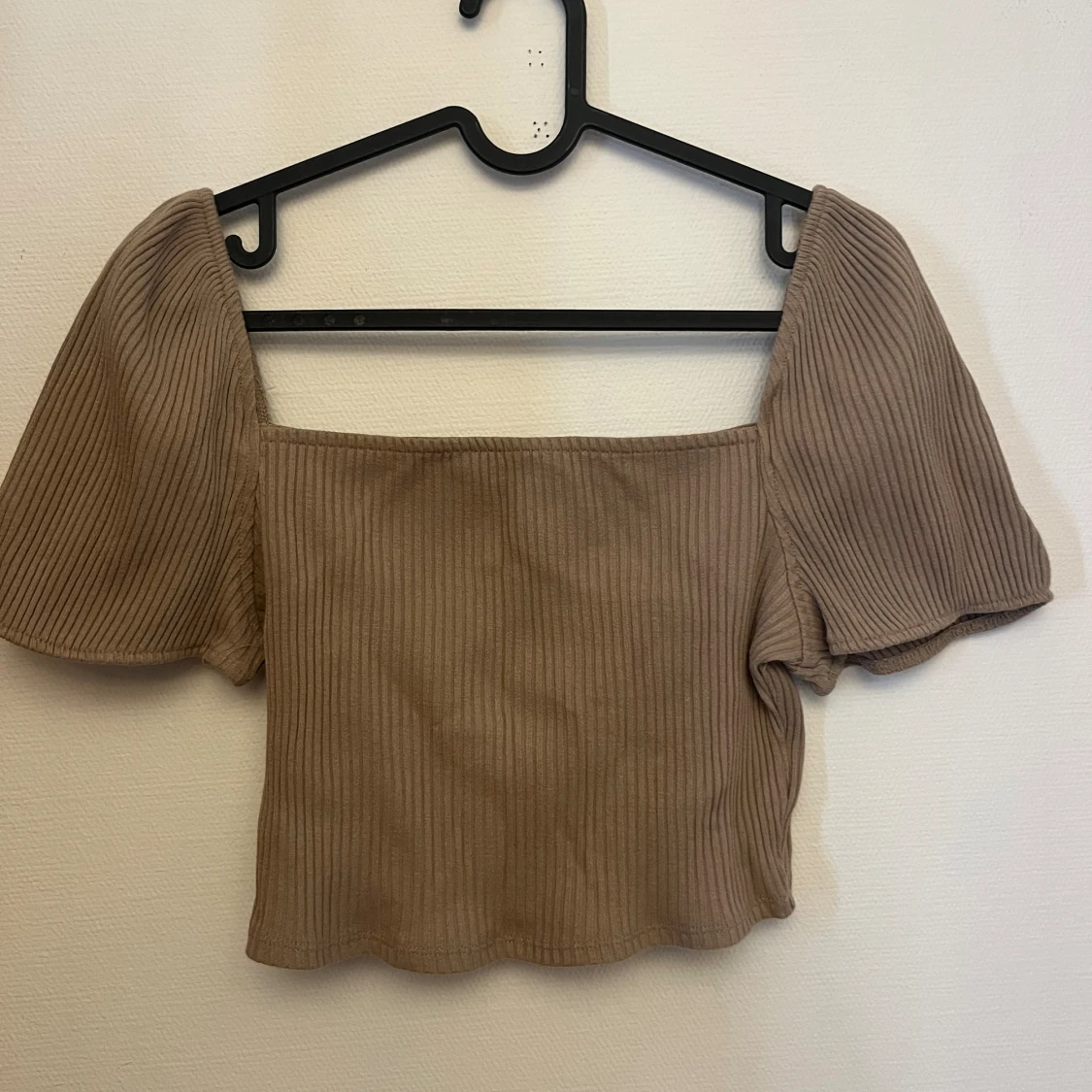 H&M light brown knitted tee  - 90