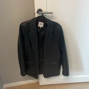 Skinn jacka  - I fint skick 