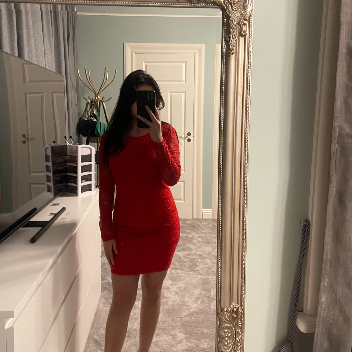 Röd klänning  - 91