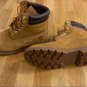 Timberland  - Bra skick nästan aldrig andvända ingen trade eller shipping 