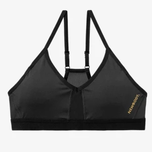 Sport-bh från Newbody - Märke: Newbody Vad: Sport-bh Storlek: Small Upplevd i storlek: Normal Färg: Svart Material: 88% polyester, 12% elastan Skick: Inget att anmärka på