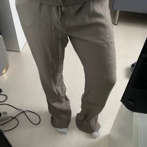 linnebyxor 🌸 - Linnebyxor från zara som jag ej använder, supersköna!