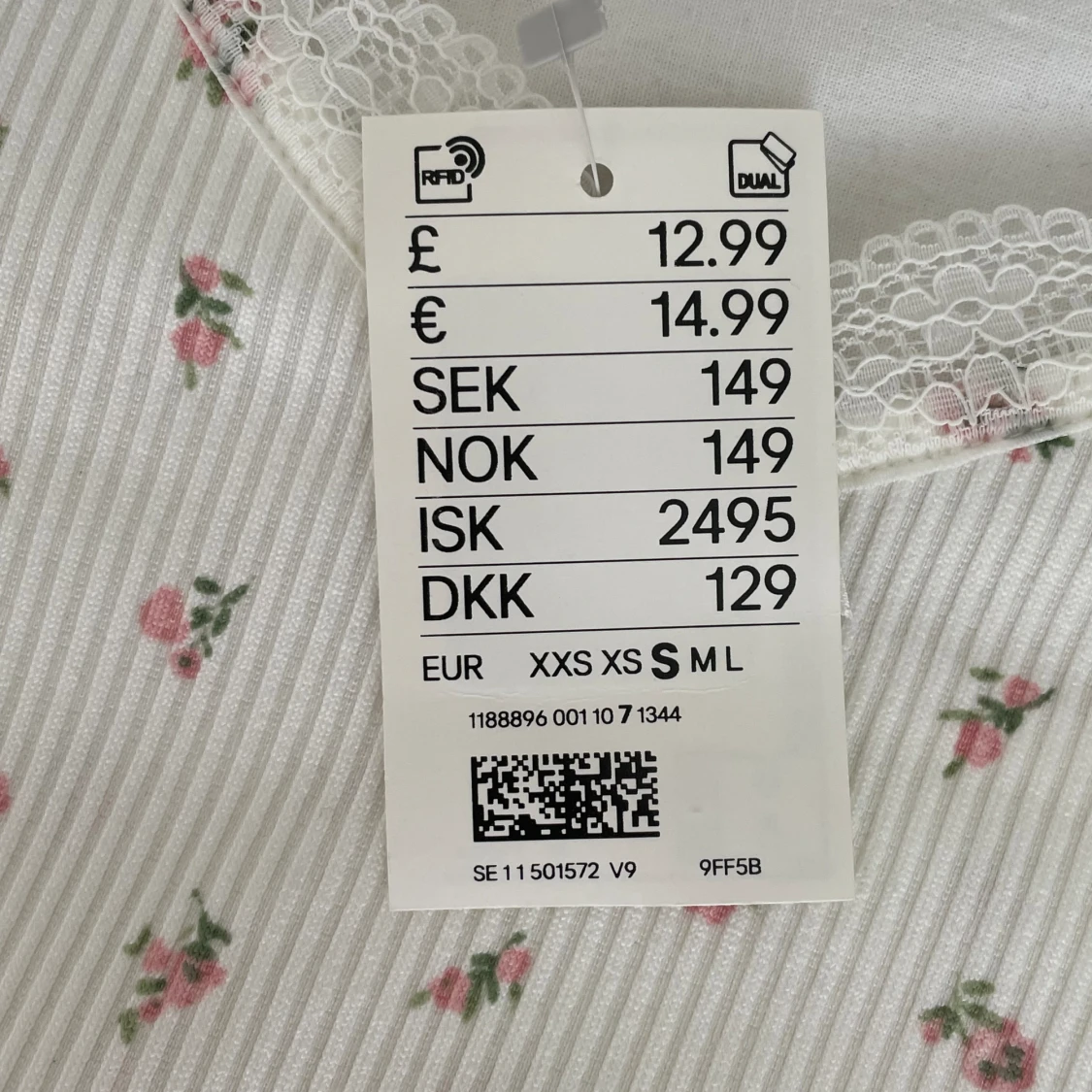 Blommig klänning  - 91