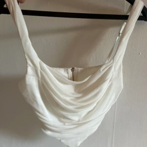 Topp - Från shein. Använd 2 gånger