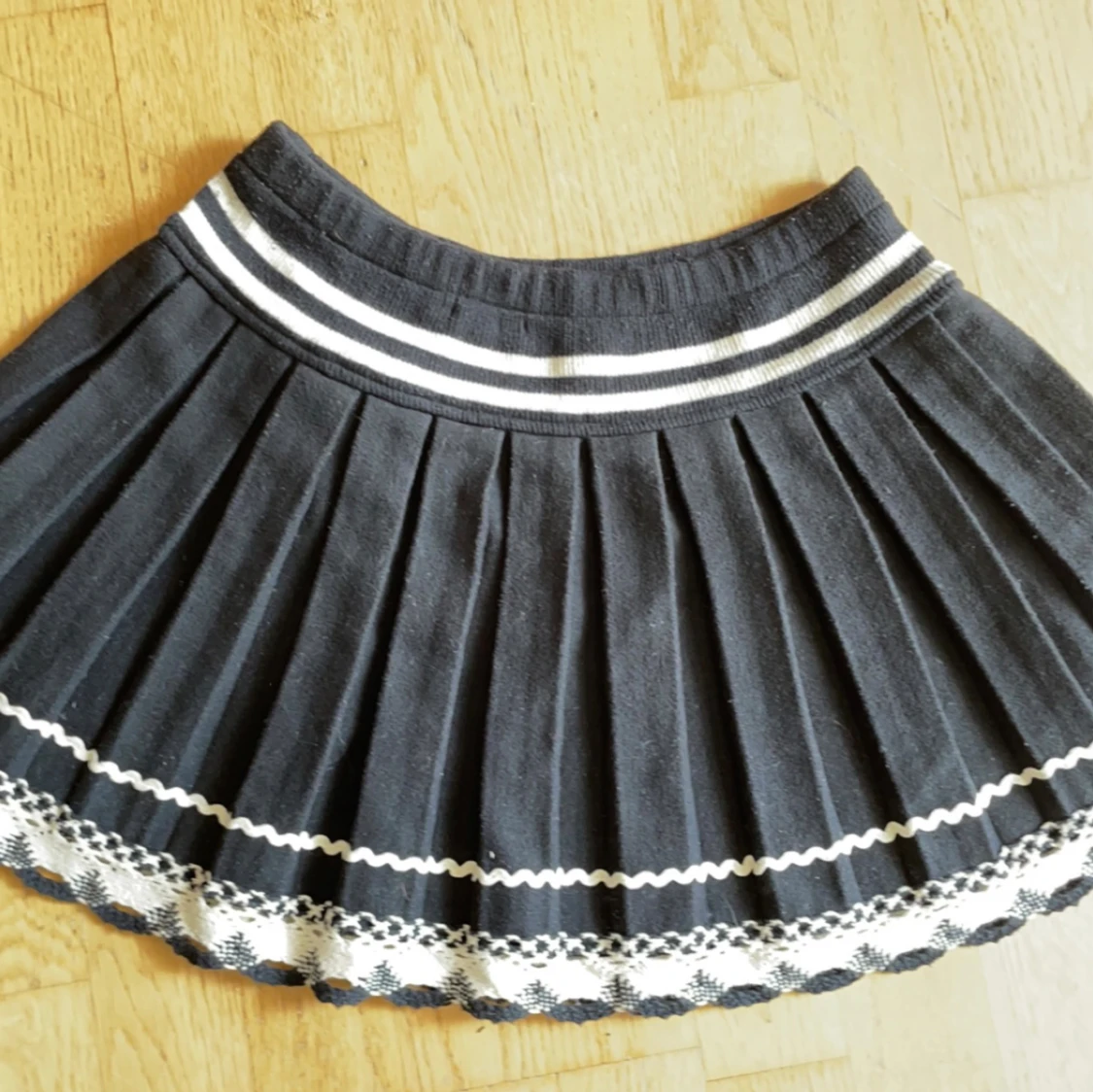 Gullig kjol :3  - 90