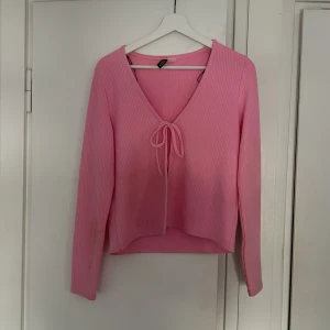 Rosa tröja  - Jättesöt topp från hm 💕💕