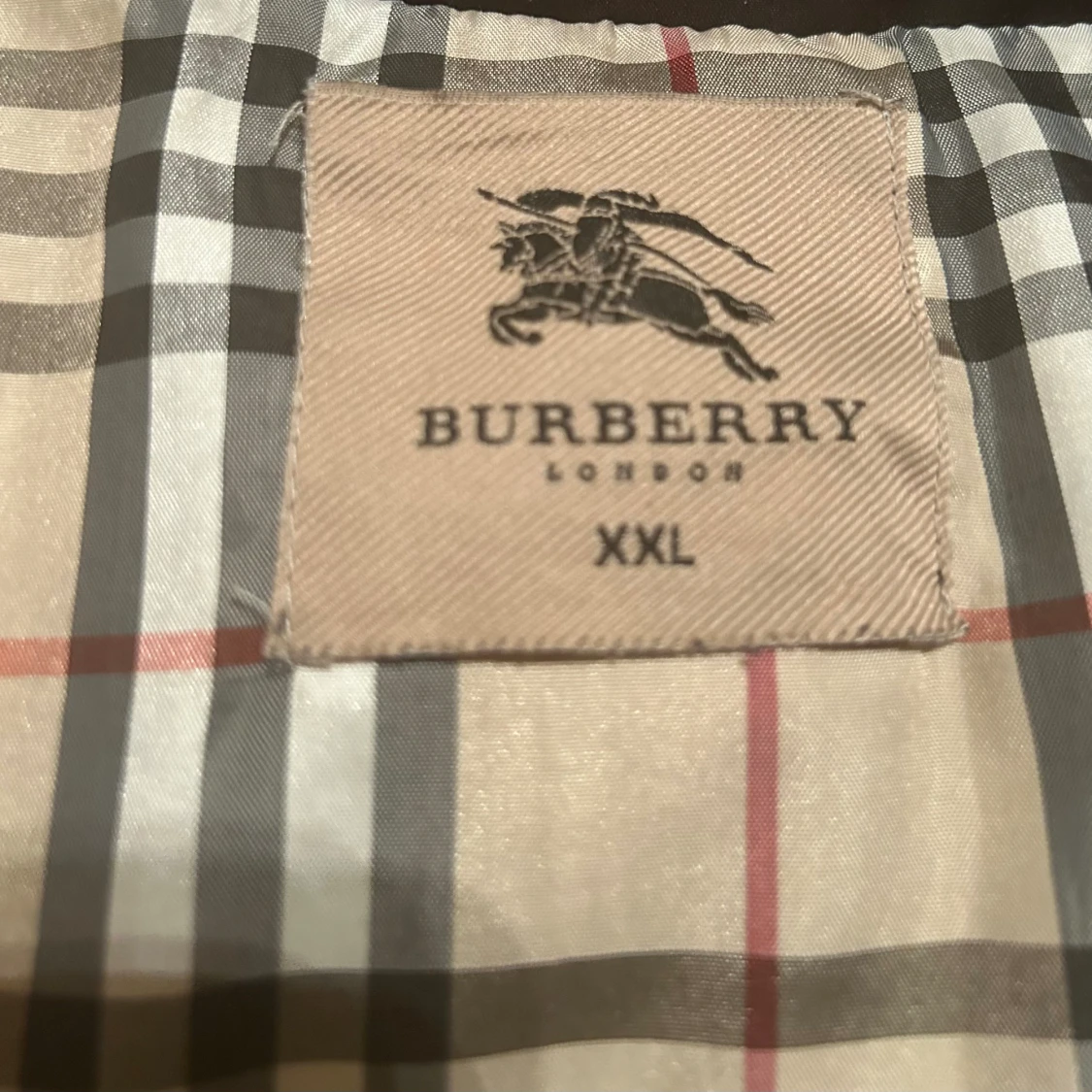 Burberry väst - 92