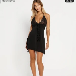 Tigermist klänning - Säljer min supersnygga klänning från tigermist i storlek XXS köpte den för 700 + 200 frakt och tull. Aldrig använd, lappen kvar ❤️