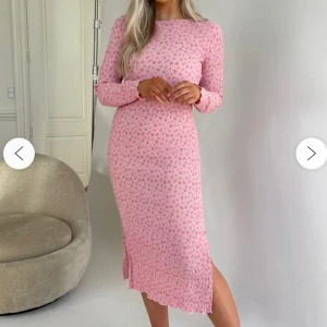 BYIC klänning - Helt ny BYIC klänning, beställde flera då jag var osäker på färg och storlek. Slut i sortiment och behöver förbeställas 