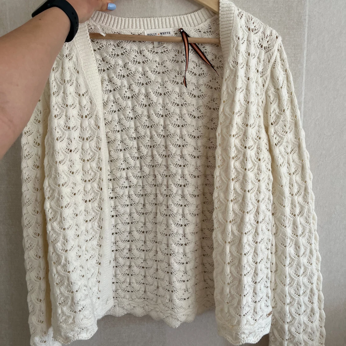 Vit stickad kofta - 91