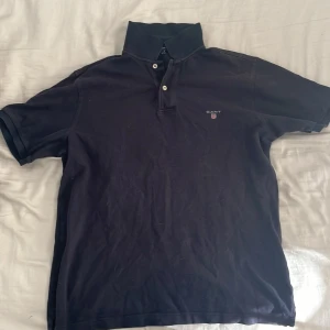 Gant piké (mörk blå) - Använt skick se bilder 