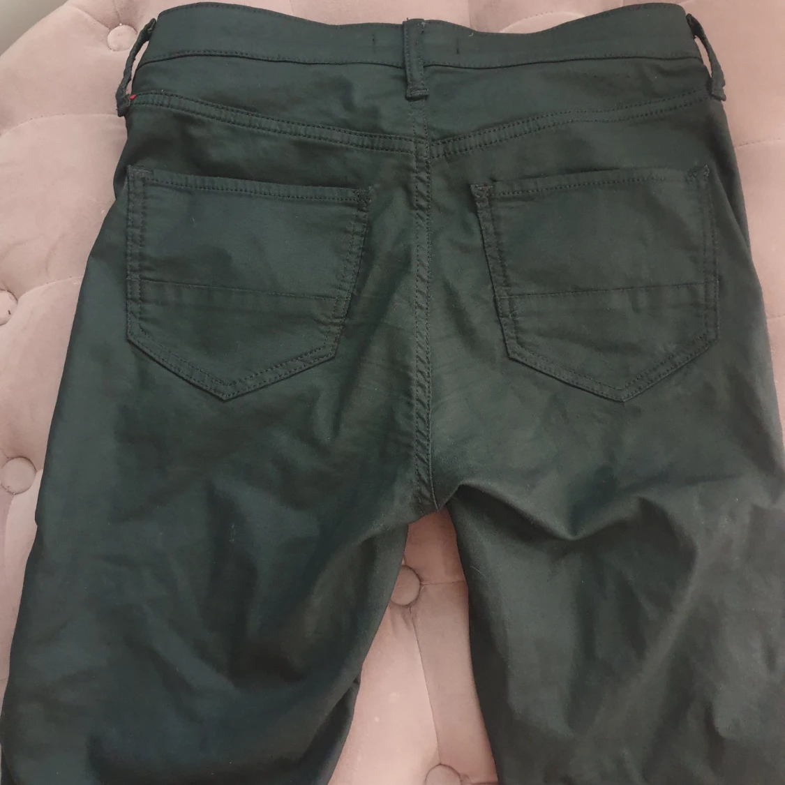 Svarta skinnbyxor i ankel längd - 90