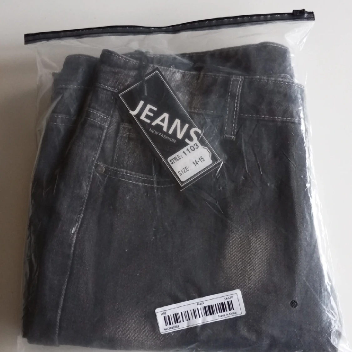 Svarta Jeans  - 91