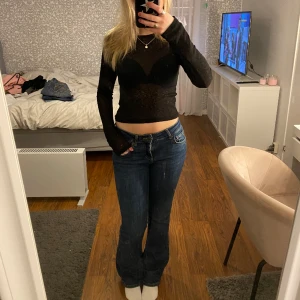 Lågmidjade zara jeans - Använda en gång strl 34 men stretchiga!💕