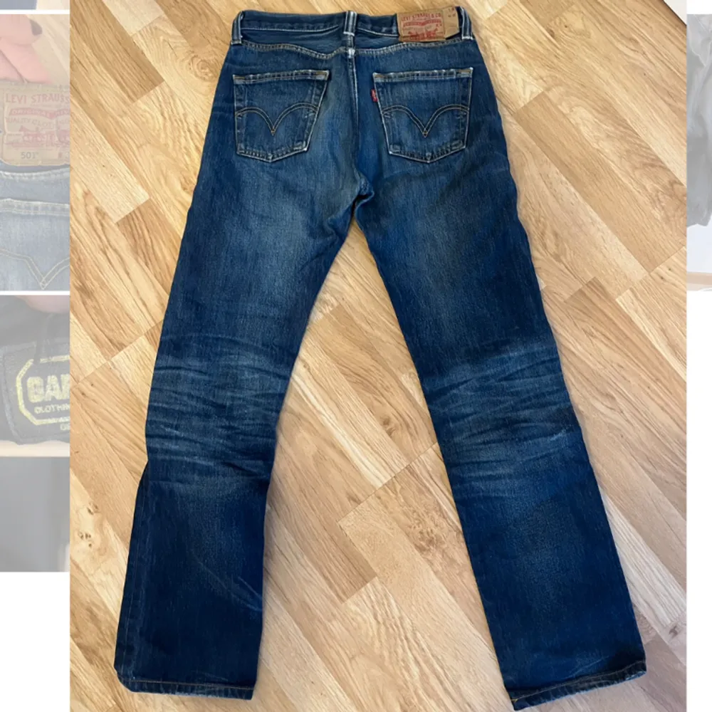 Vintage Levis 501 jeans i bra skick. Raka i modellen. Knappar som gylf.  30/34. Jeans & Byxor.