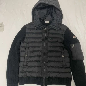 Moncler cardigan  - Med kvitto