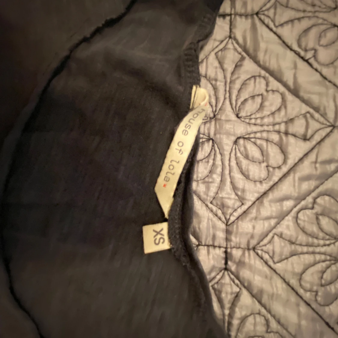 Snygg tunnare t-shirt/top - 90