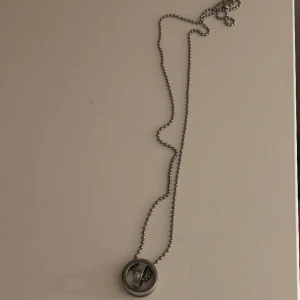 Edblad halsband  - Super fint silver halsband från Edblad💕 