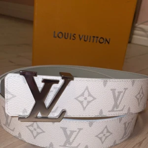 Lv bälte - Helt nytt skick,äkta