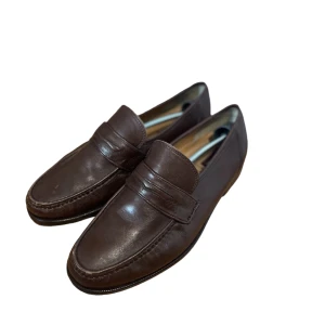 Marco Bossi Loafers - Ett par sköna Marco Bossi penny loafers. Storlek 44. Bra skick original lappen på sulan är fortfarande kvar, perfekt till bröllop, eller en uppklädd outfit.  Pris kan diskuteras vid snabb affär. 