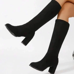 Boots - Svarta mocka boots i storlek 38, endast testade 🥂🤍