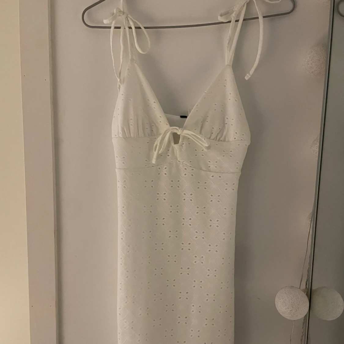 Vit somrig klänning 