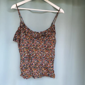 Linne - Sommar linne i bra skick använd ett par gånger 