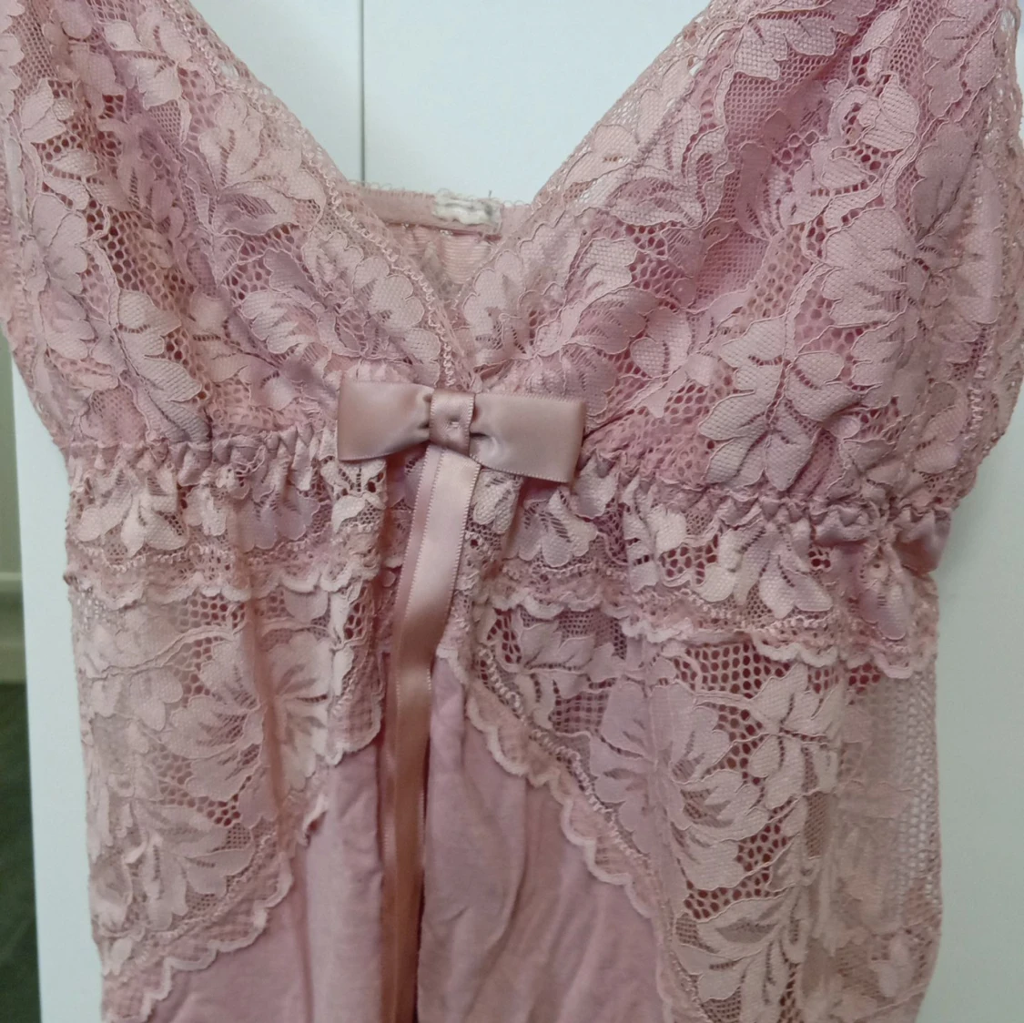 Rosa spetslinne  - 90