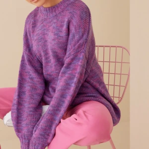 Stickad tröja från nelly - Fin stickad tröja från Nelly! Storlek xs men väldigt oversize! 🌸🩷