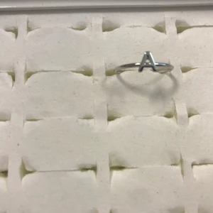 925 Silverpläterade Bokstav Ring  - Fri stlk  Finns A-Z kvar  Sammafrakt  59kr/st 