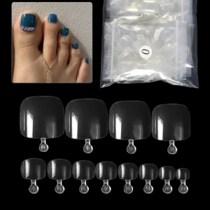 Korta Lösnaglar för tårna - 600st fyrkantiga fejk naglar- perfekt till er som inte kan göra riktiga extensions pga allergier. Oöppnade Genomskinliga