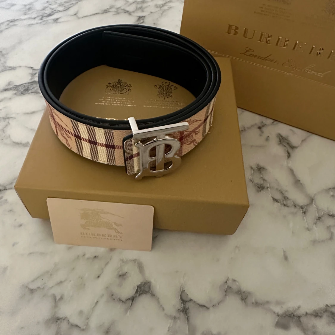 Burberry bälte - 2
