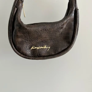 PLT väska brun - Aldrig använt, fint skick!