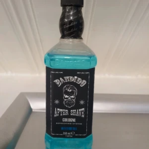 After shave - Säljer en After shave från Bandido 350ml. Oanvänd! Original pris ca 150kr. Säljer den för 50kr + frakt!