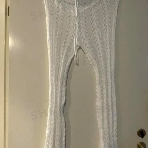 Strand byxor - Säljer de här nät strand byxorna för de absolut inte satt så som jag förväntade mig och de var för små.