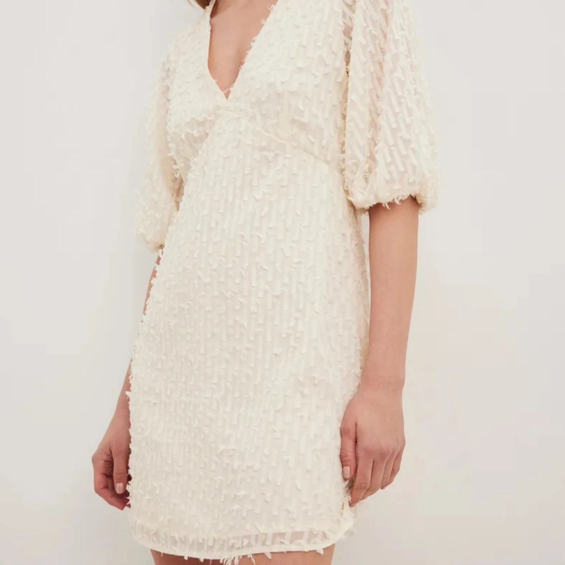 Nakd vit kort klänning, puffärm