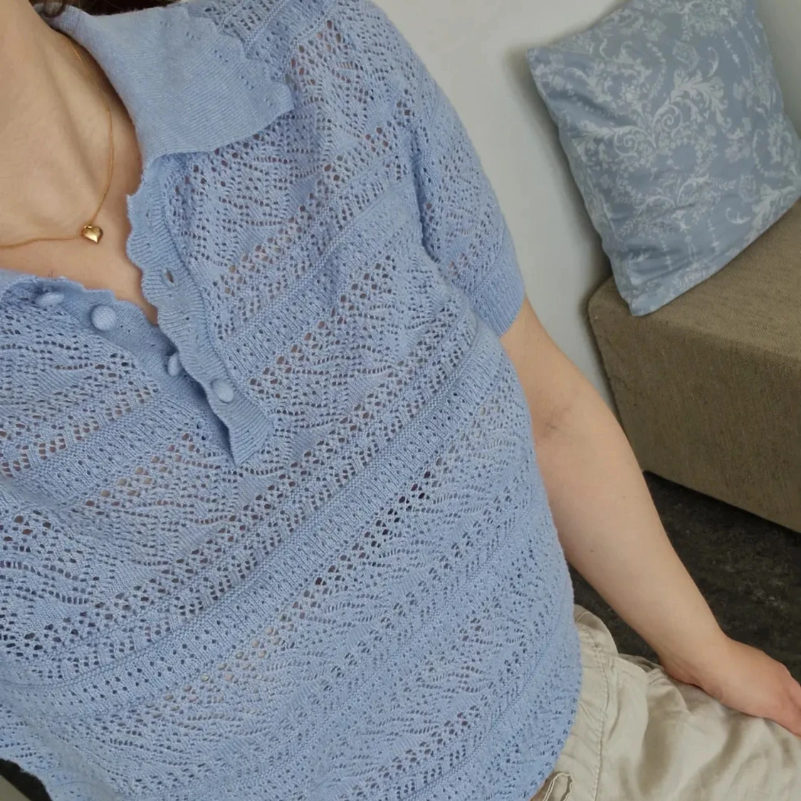 Ljusblå stickad topp - 90