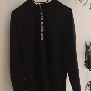 Björn Borg tröja storlek large - Björn Borg tröja med dragkedja, WCT material storlek large