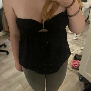 Söt topp - söt topp som jag köpte på Plick men passade tyvärr inte mig💕 fint skick då jag inte kunnat använda den, storlek S💞