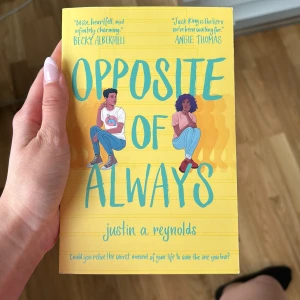 Bok - Opposite of always🎀 - Säljer denna pocket boken. Bra skick.