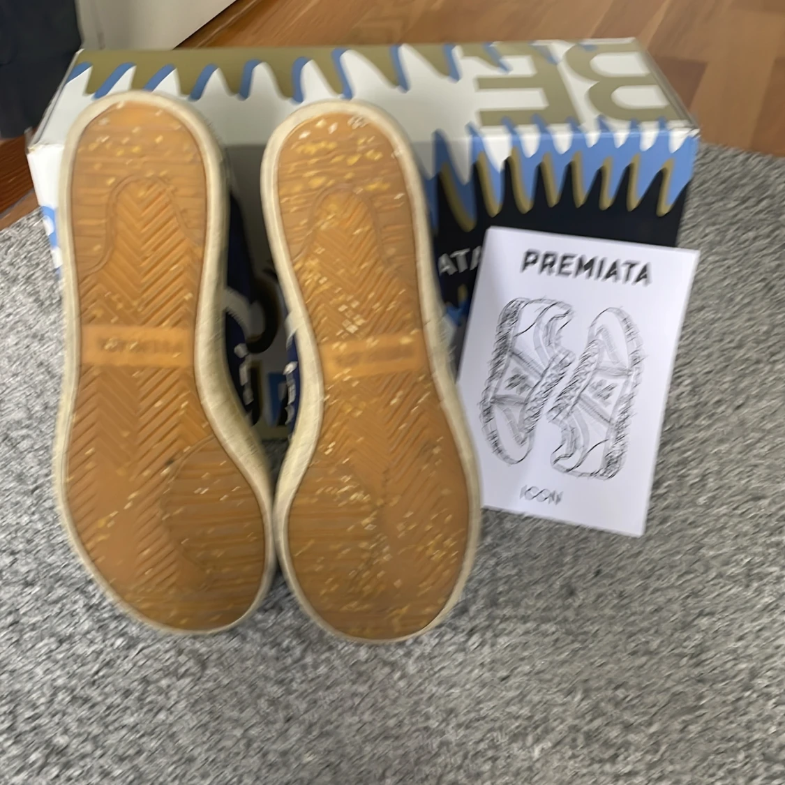 Premiata skor  - 91