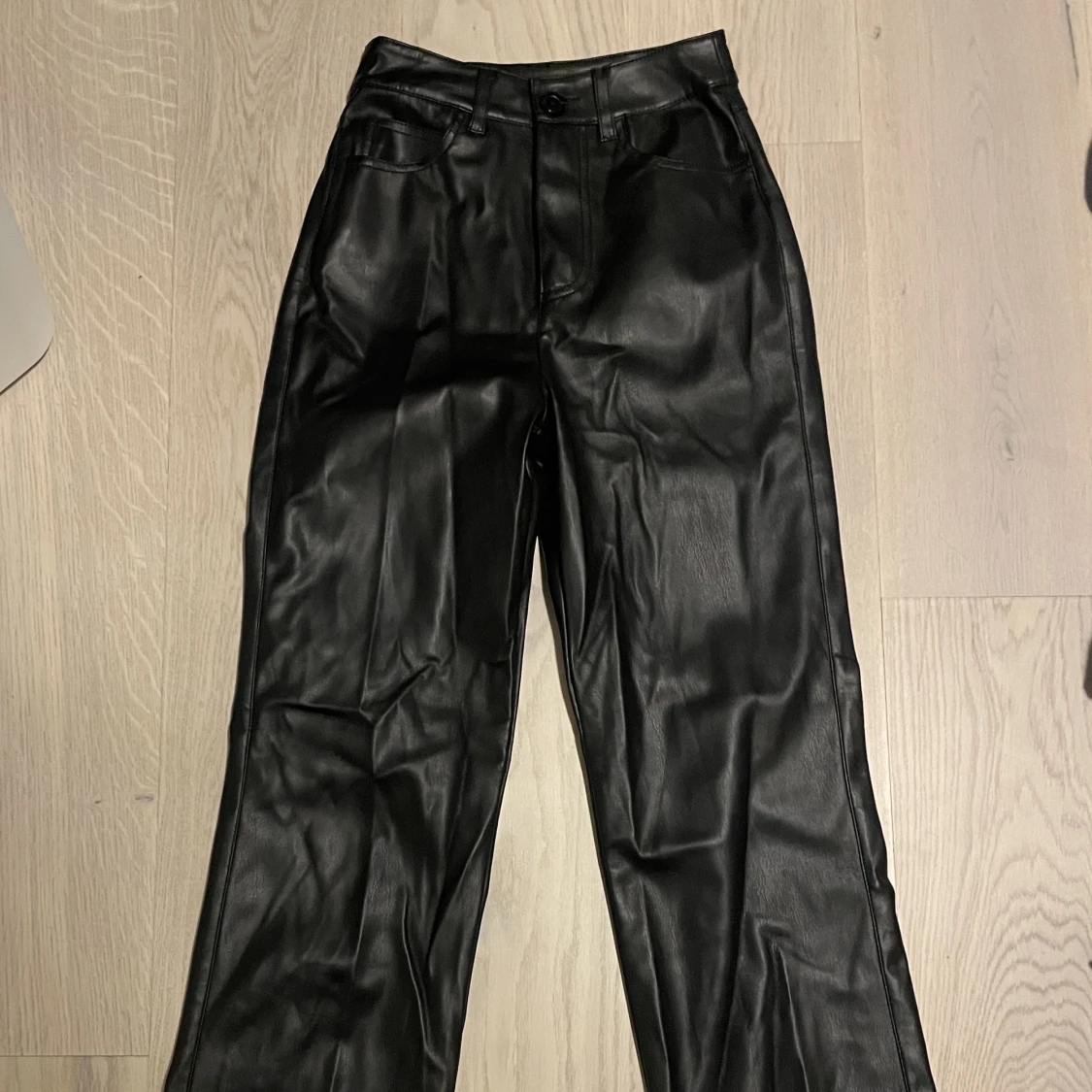 Svarta läderbyxor  - 91