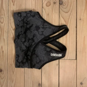Gymshark sport-bh  - Gymshark sport-bh i storlek xs. Säljer för 150kr. 