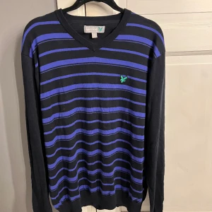 Varm stickad tröja - Varm stickad tröja i väldigt bra skick 