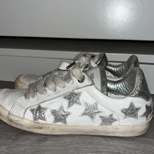 Zadig Voltarie stjärn sneakers  - Helt okej skick, str 38🤩