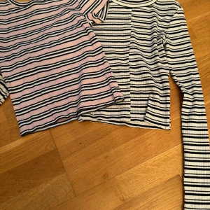 2 stycken randiga tröjor  - Bra skick