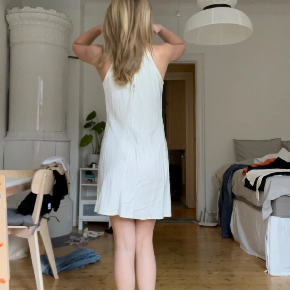 Sidenklänning Arket - 90