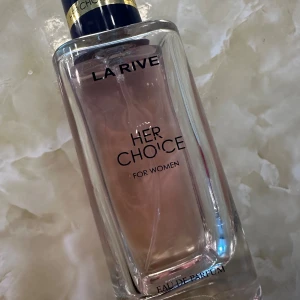 Perfyme - Skriv privat för frågor. 